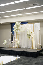Charger l&#39;image dans la galerie, Mariage blanc et or - Tamara &amp; Rency
