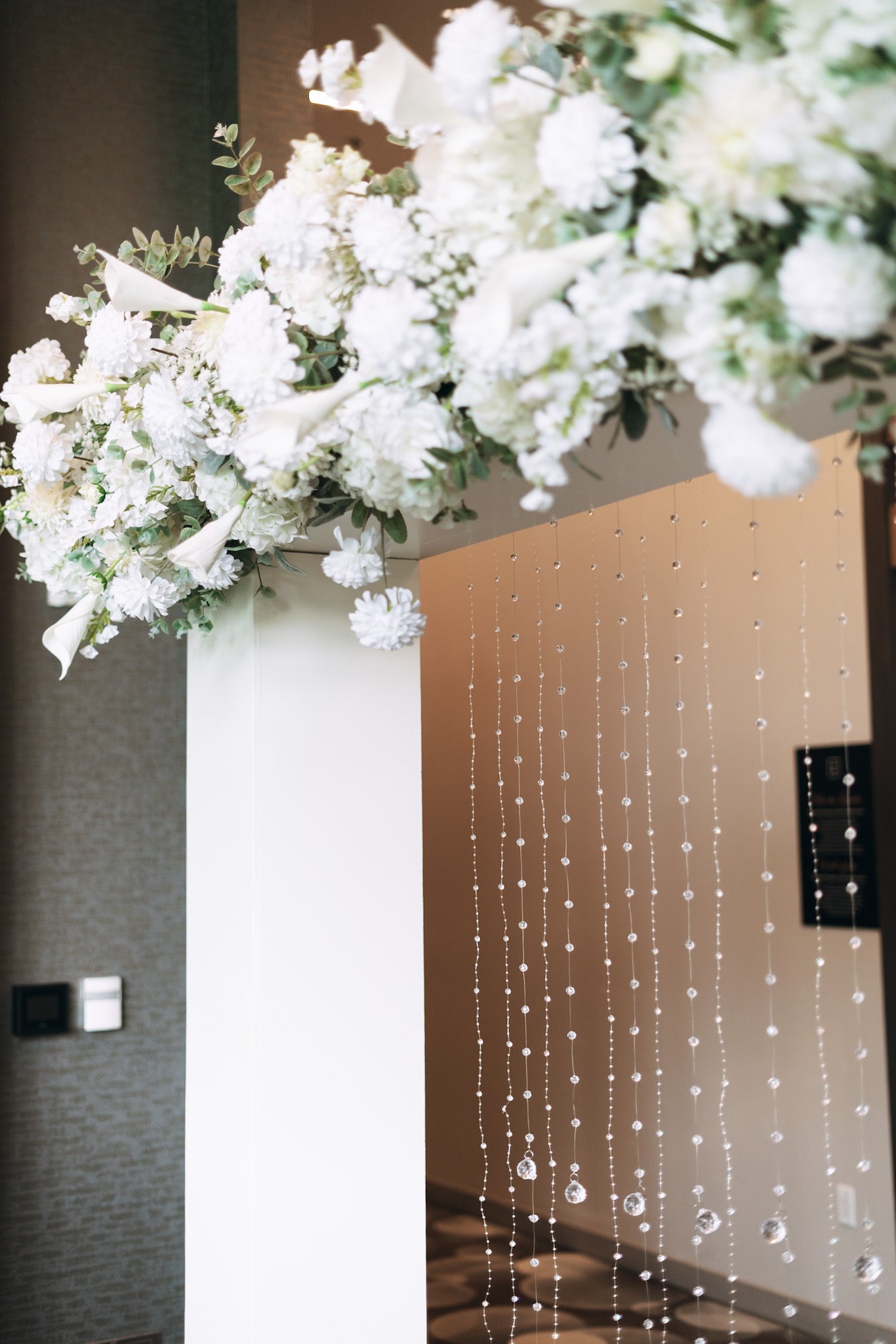 Mariage blanc chic et épuré - Dominic & Julie